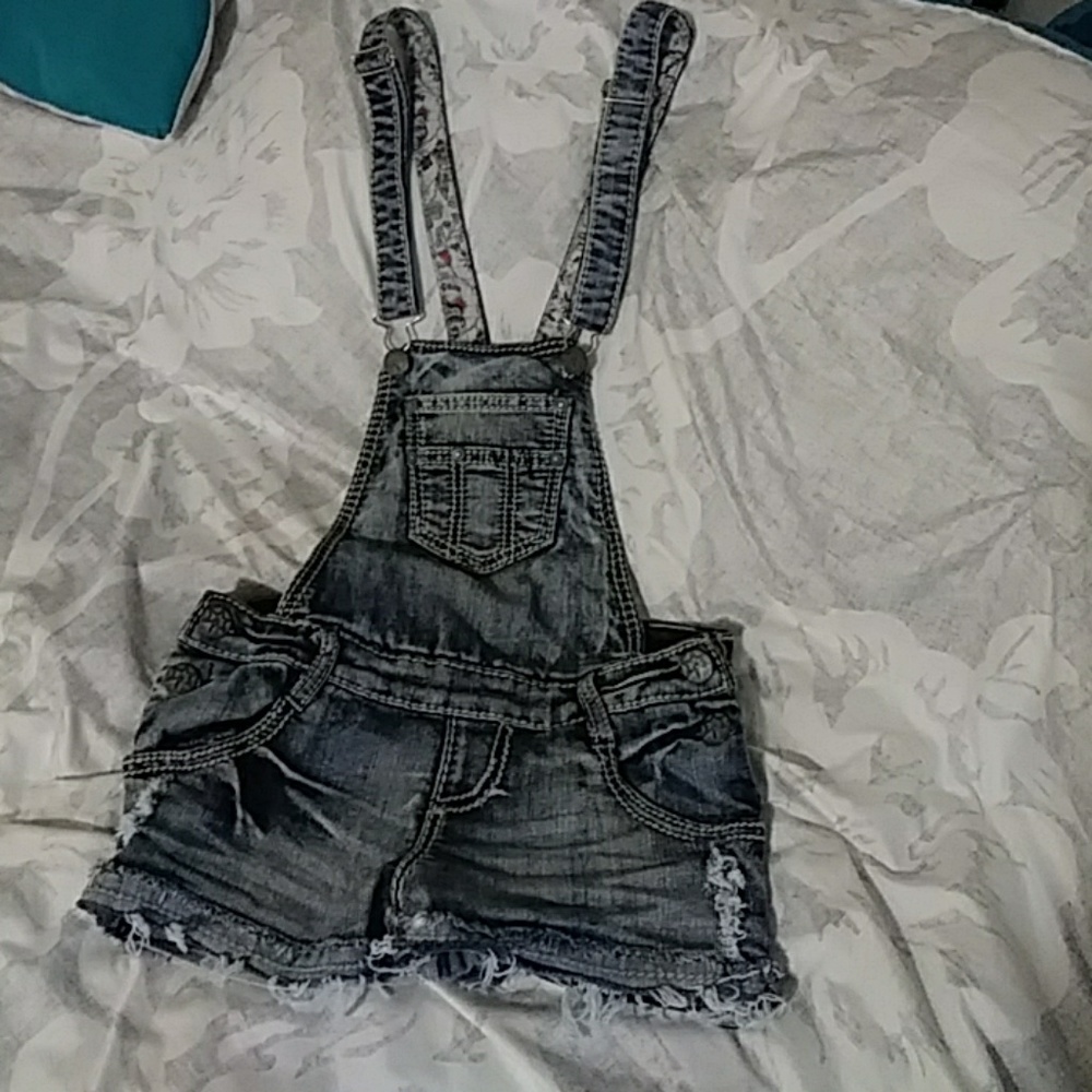 Coverall jean shorts